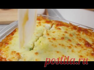 Между нами, хозяюшками | Рецепты | Советы Для приготовления необходимо взять:Картофель -1,2 кгРепчатый лук - 1 штЧеснок - 2 зубчикаРастительное масло для жаркиФарш мясной - 500 гПерец желтый - 1/2 штПерец красный - 1/2 штПетрушка сухая - 1 ч.л.Орегано - 1 ч.л.Паприка - 1 ч.л.Соль - 2 ч.л.Томатная паста - 300 млСыр - 150...