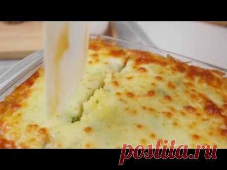 Между нами, хозяюшками | Рецепты | Советы Для приготовления необходимо взять:Картофель -1,2 кгРепчатый лук - 1 штЧеснок - 2 зубчикаРастительное масло для жаркиФарш мясной - 500 гПерец желтый - 1/2 штПерец красный - 1/2 штПетрушка сухая - 1 ч.л.Орегано - 1 ч.л.Паприка - 1 ч.л.Соль - 2 ч.л.Томатная паста - 300 млСыр - 150...