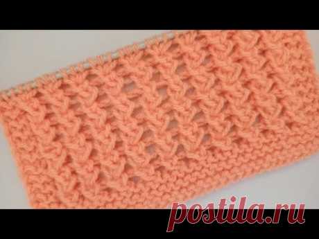 Очень лёгкий и очень красивый ажурный узор спицами.