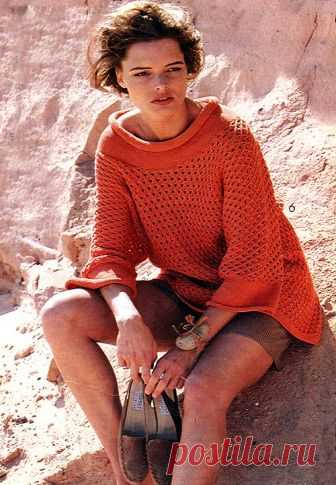 Пуловер прямого силуэта c воротником «рулик» и цельновязанными рукавами, спицами, оригинальным узором. / Loveknitting.ru