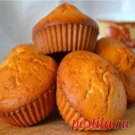 ПЫШНЫЕ МАННЫЕ КЕКСЫ