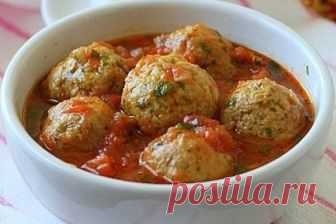 Мясные тефтели в томатном соусе Друзья, мясные тефтели в томатном соусе, рецепт приготовления которых хочу предложить вам сегодня очень простой и лёгкий в приготовлении. Я думаю, что даже самый несведущий в кулинарии человек,...