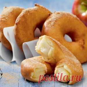 Пончики с яблочной начинкой