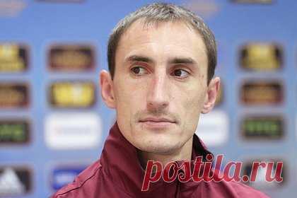 Экс-форвард «Рубина» получил тюремный срок за организацию подпольных казино. Экс-форвард «Рубина» Руслан Мухаметшин получил срок за организацию подпольных казино. В период с 2017 по 2020 год Мухаметшин и трое его подельников открыли в Саранске несколько казино, замаскированных под легальные букмекерские конторы. Бывшего футболиста приговорили к 1,5 года колонии общего режима.