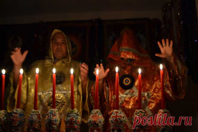 Ведет прием лично более 30 лет. Является одним из ведущих колдунов Красноярска и Красноярского края.
Маг Николаев уже более 30 лет практикует в Красноярске. С 1998 года стал самым известным, и популярным магом города Красноярска.  Он владеет высшей степенью магистратуры нетрадиционной академии с Присвоением "Маг". Имеет инициации Вуду, Шаманизм, и Тальтийская магия.