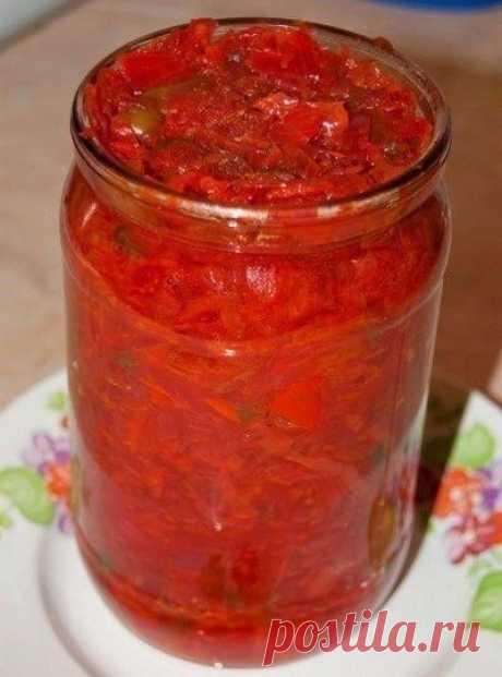 Заправка для борща с фасолью 

2 кг.моркови - на крупную терку, 
2 кг. лука - полукольцами, 
2 кг.помидор - дольками. 
Все по отдельности обжарить на растительном масле. Затем 2 кг. свеклы отварить - на крупной терке, 3 стакана фасоли отварить. Все смешать. Добавляем - 0,5 л. растит.масла, 0,5 л. теплой воды, 1 стакан сахара, 100 гр.соли и 150 гр.уксуса. Перемешать тушить где-то минут 30, разложить по банкам и закатать. Выход 6,5 - 7,0 литров. Сам по себе салат вкусный, и ...