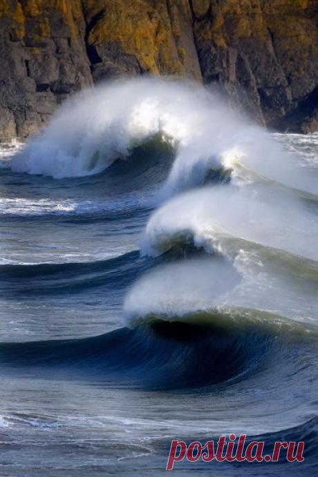 Найдено на сайте magicseaweed.com.