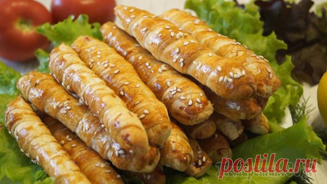 Самая лучшая закуска. Готовится за 5 минут! 
Слоеные палочки с ветчиной, при виде такой аппетитной палочки буквально текут слюнки. Получаются очень нежные, красивые, ароматные и очень-очень вкусные. Приготовление таких палочек не займет много в…