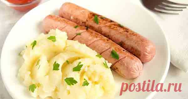 Картофельное пюре с сосисками - рецепт на vse-o-ede-online.ru Картофельное пюре с отварными сосисками - это простой и распространённый, легкий рецепт с пошаговыми фото, который можно легко приготовить в домашних условиях.