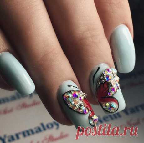Как вам такая бабочка? Я влюбилась