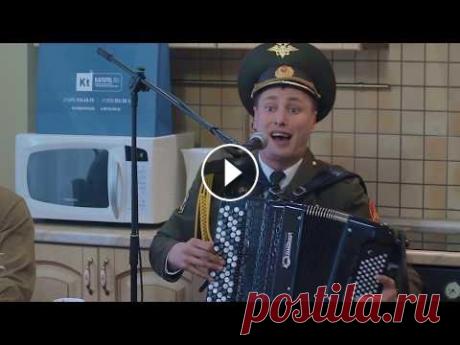 ♫ ЭТО ПРОСТО ШЕДЕВР ПОЗДРАВЛЕНИЯ С 23 ФЕВРАЛЯ ОТ СЕМЁНА ЖОРОВА И ТОВАРИЩЕЙ . . . Из репертуара Группы Конец Фильма , Кавер версия на Баяне Бубне и Кахоне , при поддержки наших товарищей ) “KATUTIL” первая честная скупка катализатор...