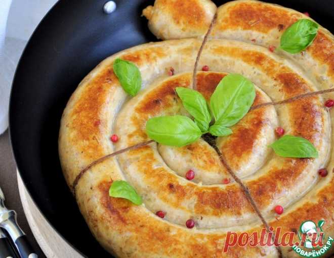 Ароматная куриная колбаса в сковороде – кулинарный рецепт