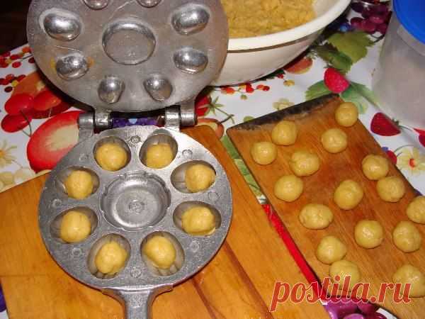 Рецепты теста для «Орешков» со сгущенкой и тонкости приготовления этого вкусного печенья