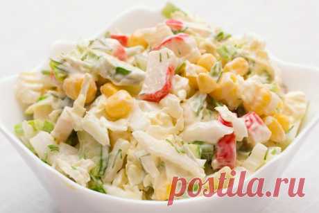 Салат с пекинской капустой и крабовыми палочками / Простые рецепты