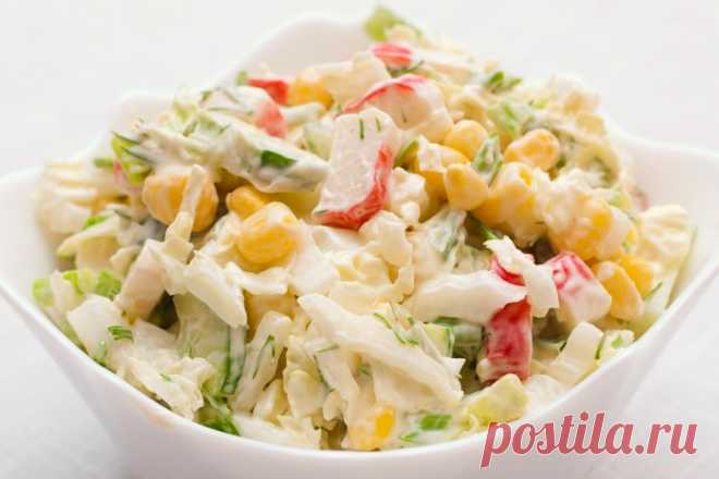 Салат с пекинской капустой и крабовыми палочками / Простые рецепты