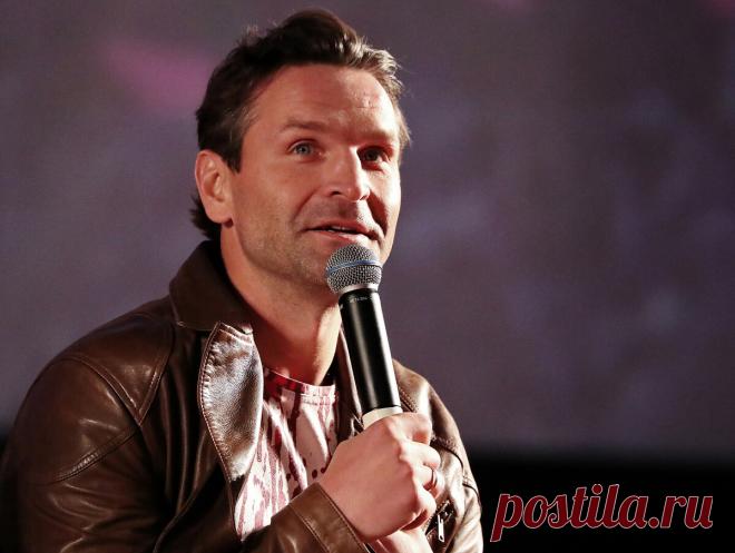 Виктор Добронравов