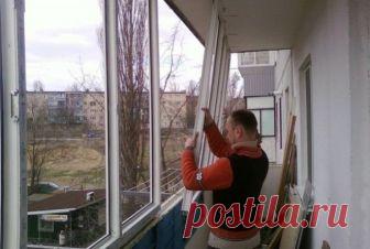 Вот почему люди массово снимают пластиковые окна История пластиковых окон началась в 1952 году, когда известный дизайнер Хайнц Паше запатентовал первые оконные рамы из поливинилхлорида. Изобретатель сконструировал новый тип пластикового окна, правда…