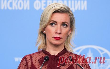 Захарова назвала удары США по Йемену очередным пренебрежением международным правом. По мнению официального представителя МИД РФ, действия Вашингтона являются примером &quot;извращения англосаксами резолюций Совета Безопасности ООН&quot;