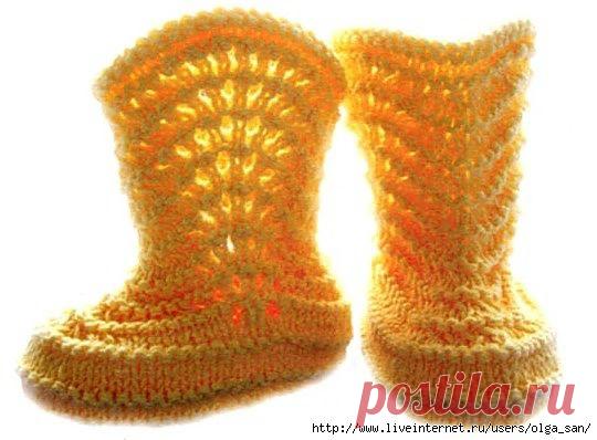 Пинетки-сапожки (спицами).