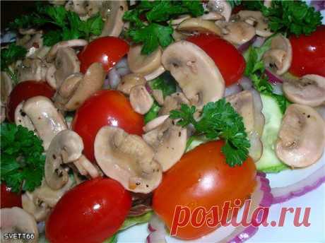 Овощной салат с быстромаринованными шампиньонами. Рецепт c фото, мы подскажем, как приготовить!