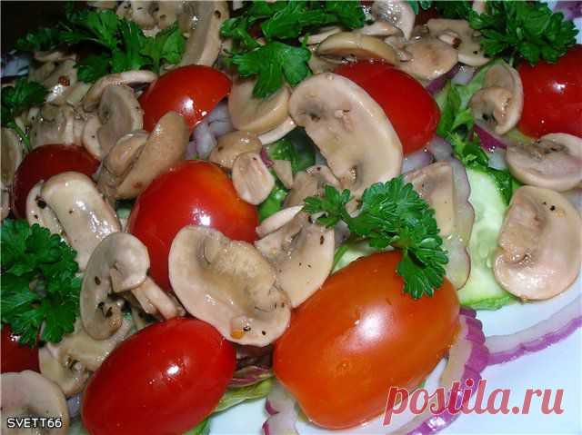 Овощной салат с быстромаринованными шампиньонами. Рецепт c фото, мы подскажем, как приготовить!