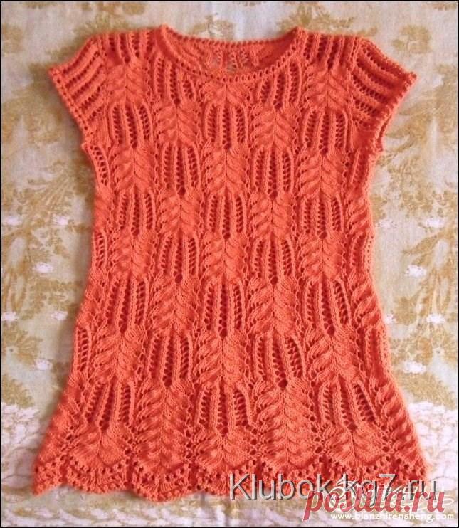 Классический пуловер, связанный пальмовыми листьями | Клубок