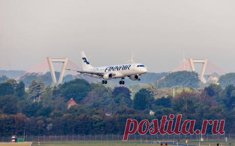 Финские пограничники назвали недопуск россиян самодеятельностью Finnair. После вступления новых правил для пересечения россиянами границы Финляндии авиакомпании этой страны сами стали принимать решения о недопуске на борт граждан России, которые летят из других стран