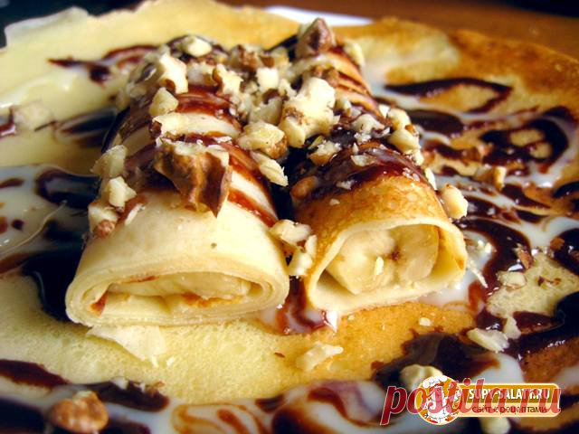 Блинчики с бананом и шоколадной глазурью