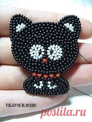 ​Брошка из бисера 