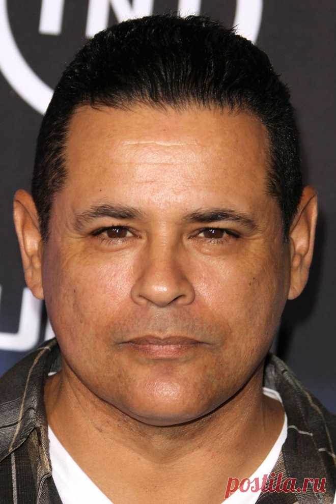 Рэймонд Крус (Raymond Cruz)
- 9 июля, 1961