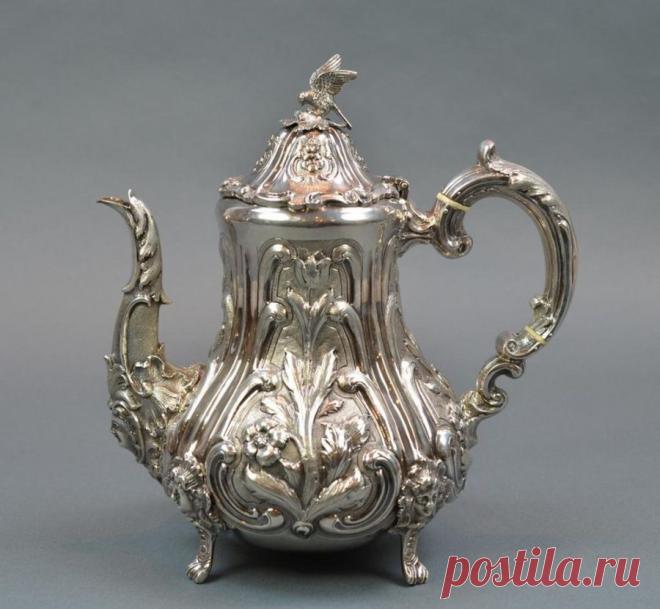 АНТИКВАРНАЯ ЛАВКА. СЕРЕБРЯНЫЕ КОФЕЙНИКИ..