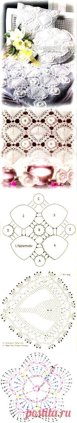 Покрывало и занавески крючком.