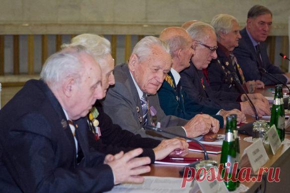 Ветераны Сталинградской битвы написали фрау Меркель "Письмо живых" | Русское поле