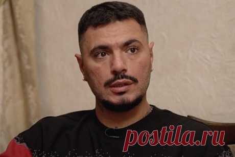 Звезда шоу «Последний герой» рассказал о конфликте с Бородиной. Российский рэп-исполнитель, участник шоу «Последний герой» на канале ТВ-3 Птаха (настоящее имя — Давид Нуриев) заявил, что у него был конфликт с ведущей программы Ксенией Бородиной. В интервью для проекта «Откровенно с Татаркой» он также вспомнил, как однажды предложил другим героям передачи устроить ей бойкот.