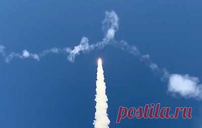 Рябков рассказал, почему Россия сняла мораторий на размещение РСМД. Москва сделала это, чтобы "остужать разгоряченные головы в столицах некоторых стран НАТО", заявил замглавы МИД РФ