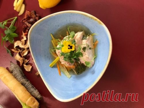 Sopa de Pollo con Pechuga de Pollo Sous Vide - Allpax Food Stories