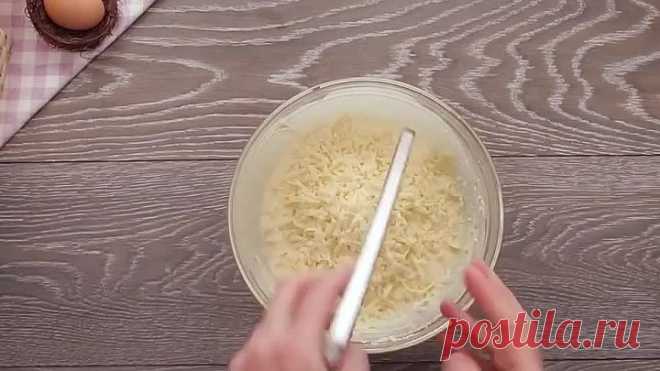 Оладьи в луковых кольцах