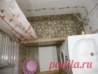 Этот парень сделал очень оригинальный ремонт ванной комнаты минимума средств. Теперь я также хочу такую ​​ванну. . что в ней такого оригинального?