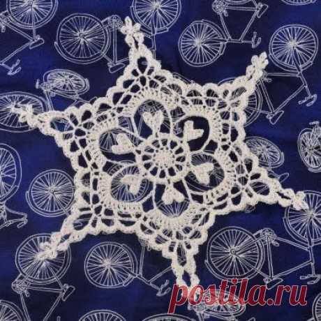 Вяжем крючком снежинки