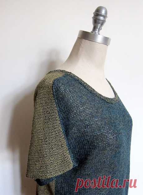 Double-Take Tee by Espace Tricot.