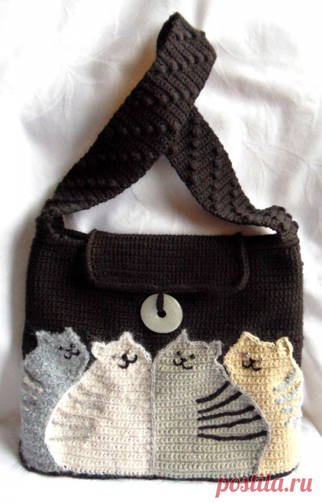 Вязанная крючком сумка Коты – HandMade39.ru Вязанная крючком сумка Коты - мастер-класс. Коты - рисунок-схема. Как связать ручку и овальное дно сумки. вязаные сумки авторской работы заказать, купить.