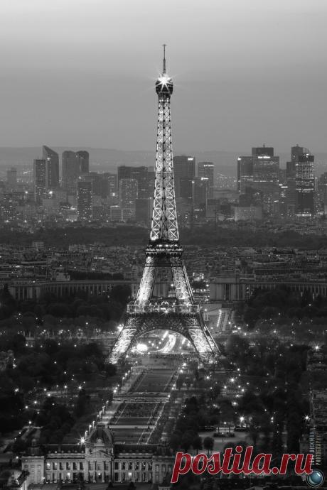 Eiffel Tower Paris larger view Don't use this image on any media without my permission. © All rights reserved.