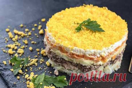 Салаты: овощные, фруктовые, с мясом и птицей, рыбой, морепродуктами, из крабовых палочек, праздничные, ТОП-10 рецептов