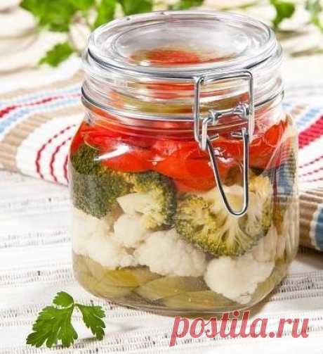 10 рецептов закусок на зиму
5. Маринованная цветная капуста