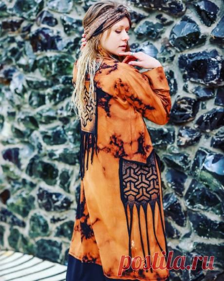 ACCIPITRIS - это концептуальный бренд одежды с сакральной геометрией, мантрами и узорами живых растений из разных уголков земного шара.

Чувствовать себя уютно и оставаться стильным в городе и у океана и даже на склоне горы. Этим пронизан дух одежды Accipitris.

В этот раз ACCIPITRIS подготовила
специальную коллекцию одежды в единственном экземпляре для BOHO BAZAR RAVE

5 и 6 июня БОХО БАЗАР на Флаконе
5-6 июня
МОДА • МУЗЫКА • ИСКУССТВО
Пространство на Флаконе
Вход свободн...