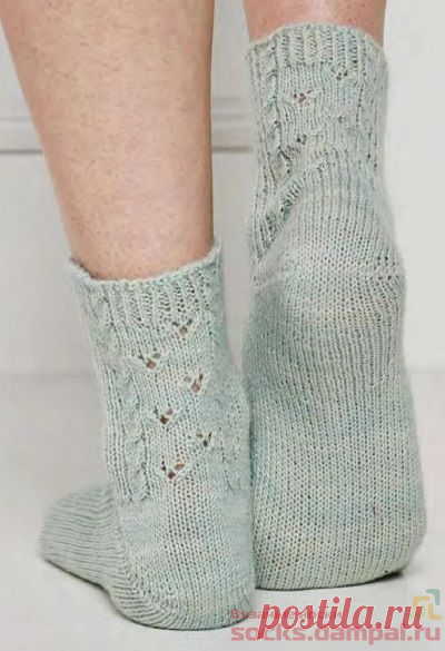 Вязаные носки «Следы на снегу» | ВЯЗАНЫЕ НОСКИ