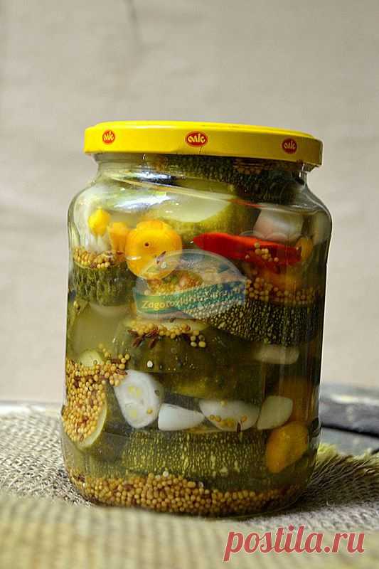 Маринованные огурцы с цукини по-немецки. Пошаговый рецепт с фото