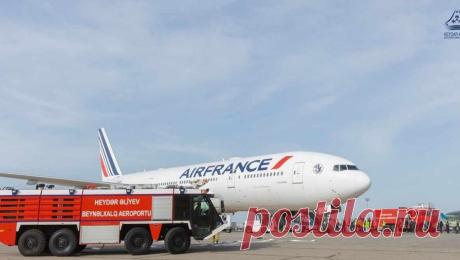 Air France объяснила появление билетов на прямые рейсы из Парижа в Москву. Французская авиакомпания Air France опровергла информацию о возобновлении прямых рейсов из Франции в Россию. Билеты, которые на время были доступны на сайте, были размещены по ошибке. Об этом сообщает ТАСС. В авиакомпании подчеркнули, что ...