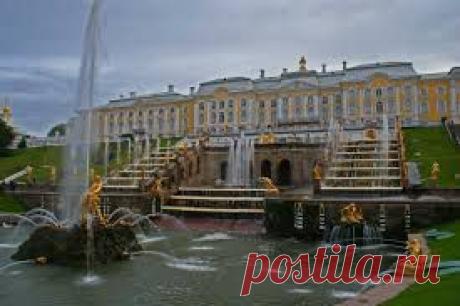 Результат поиска Google для https://upload.wikimedia.org/wikipedia/commons/4/4a/Peterhof_Fountains_01_-_Big_Cascade_03.jpg