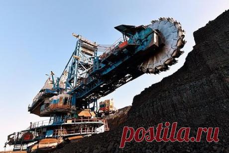 Недружественная страна начала скупать дешевый российский уголь. Россия за счет скидок нарастила поставки угля на 24 процента в Южную Корею (до 26,5 миллиона тонн), потеснив Австралию, которая является основным игроком на рынке. Южная Корея начала скупать дешевый российский уголь с середины 2022 года, ежемесячно ввозя около двух миллионов тонн.